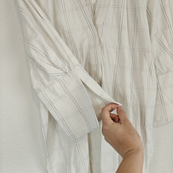 Anthropologie Textured Cotton Peasant Blouse Ivory Boho Minaminlist Relaxed Top - Picture 8 of 16